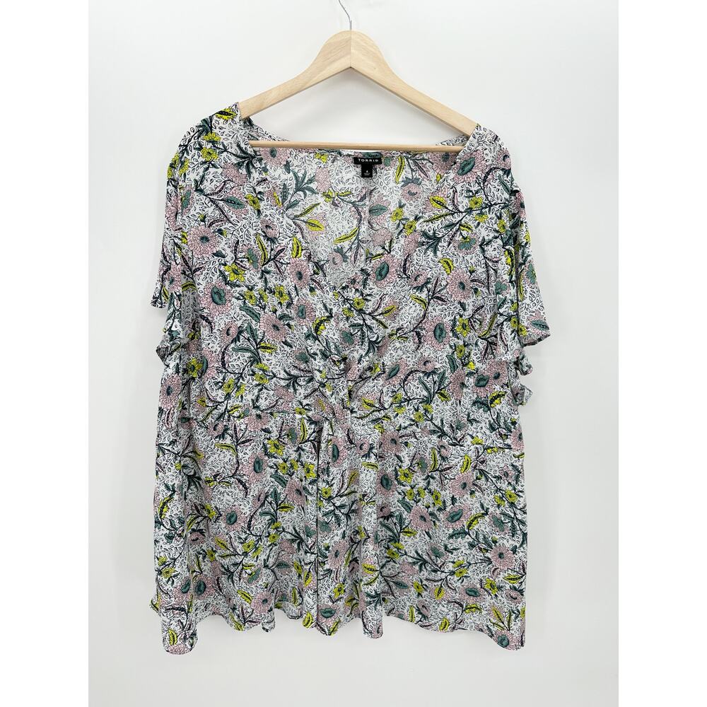 Torrid Womens Floral Blouse Size 4X Georgette Twist Flutter Sleeve Dainty Sheer